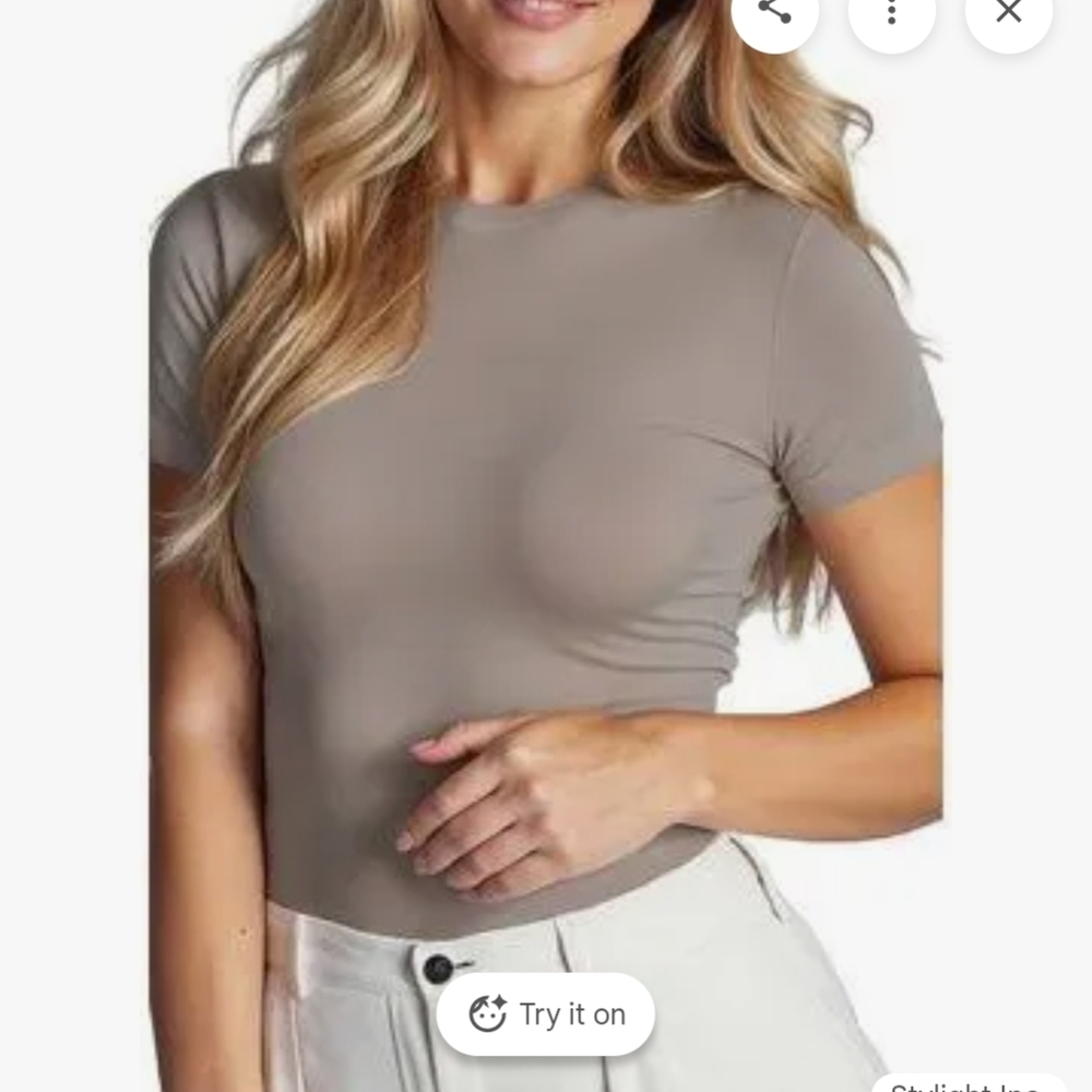 Nood Everyday Elevated Crewneck Short Sleeve Top in Taupe